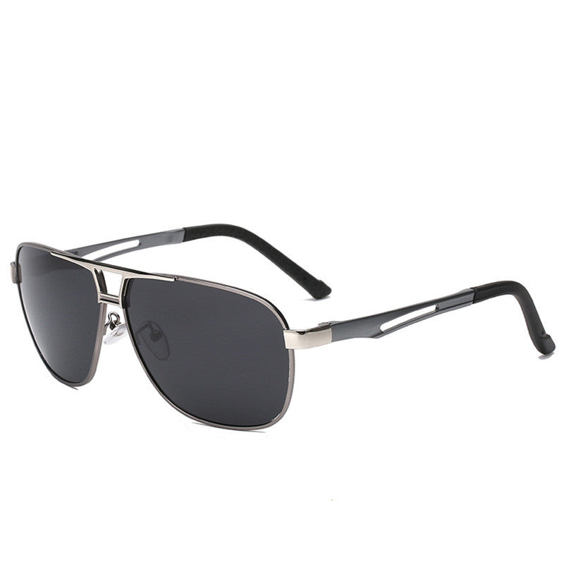 Aviator sunglasses with black lenses and silver metal frame from FashionRay