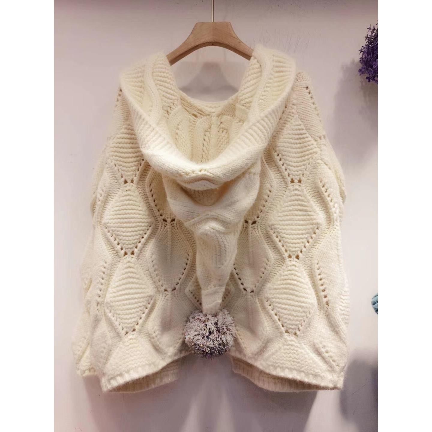 Cream knit hooded sweater with textured diamond pattern and pom-pom, FashionRay winter style