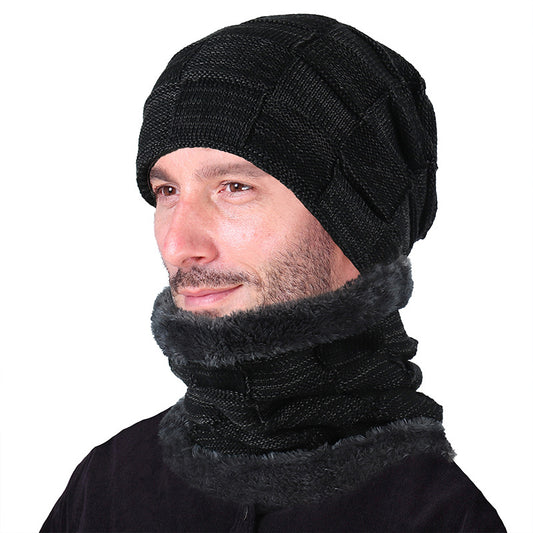 Man wearing a black knit beanie and matching fleece-lined neck warmer, FashionRay winter accessories