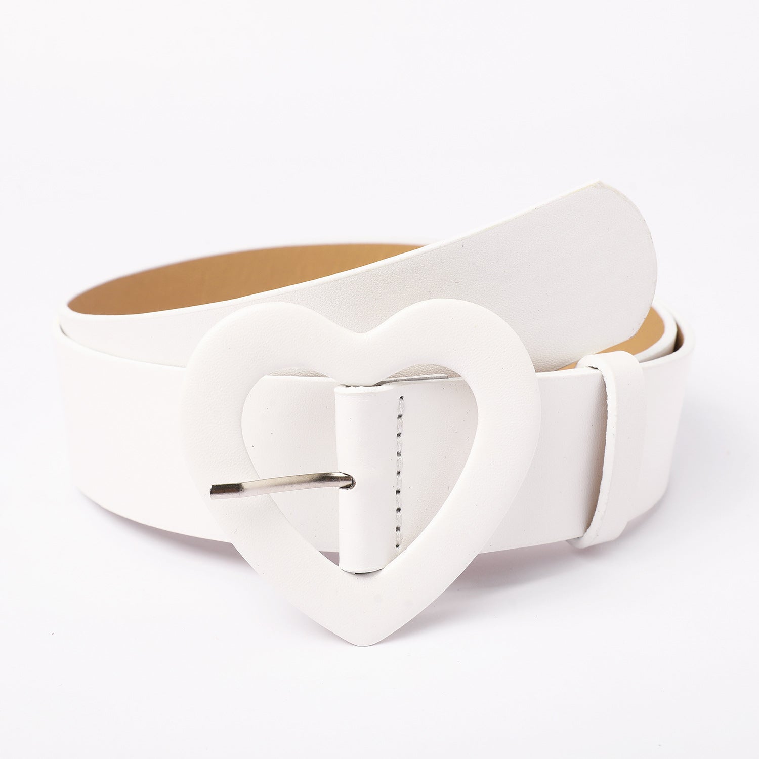 White fashion belt with heart-shaped buckle, stylish accessory from FashionRay